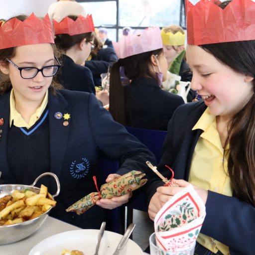 SS Christmas Lunch 2021 (19)