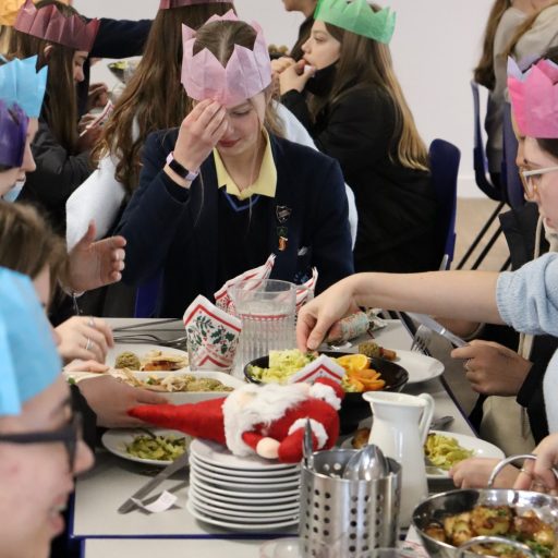 SS Christmas Lunch 2021 (42)