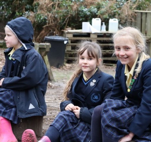 Year 4 Forest School Mindful Session (7) (Small)