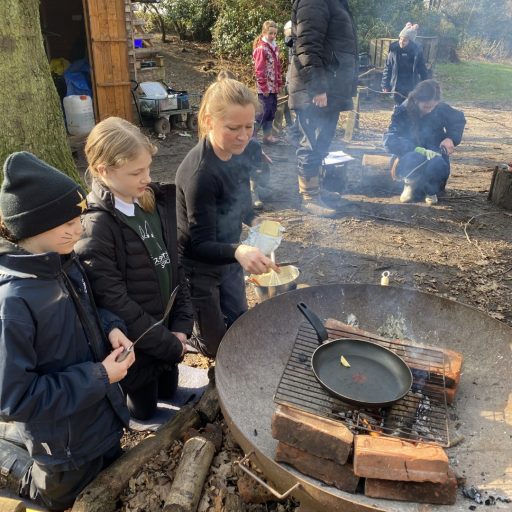 Y6 Forest School Pancakes (13) (Large)
