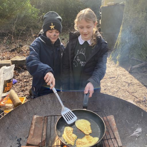Y6 Forest School Pancakes (17) (Large)